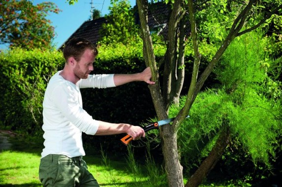 Fiskars Xtract Große Handsäge / Grobzahnung SW75, 1000614