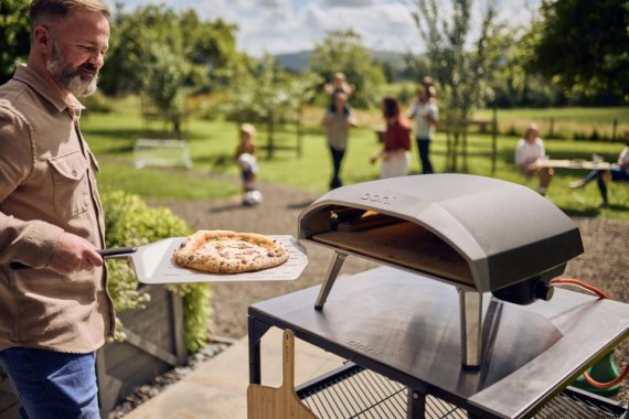 Ooni Pizzaschieber perforiert 35 cm, UU-P06500