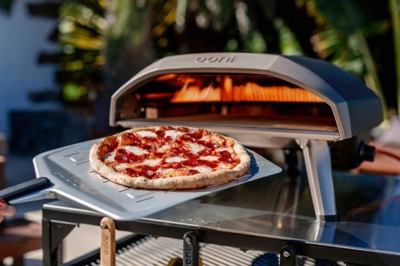 Ooni Pizzaschieber perforiert 35 cm, UU-P06500