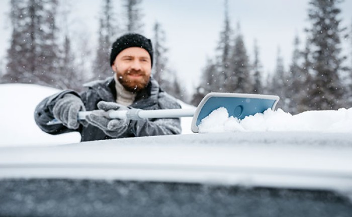 Kungs Schneeschieber mit Teleskopstiel und Eiskratzer 6006SI